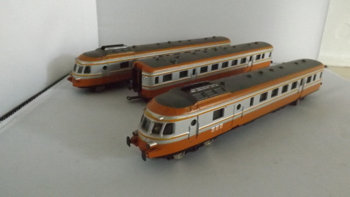 Lima H0 - 1002/1003/1004 - 3-piece train 'Turbotrain' RGP 825 of the SNCF