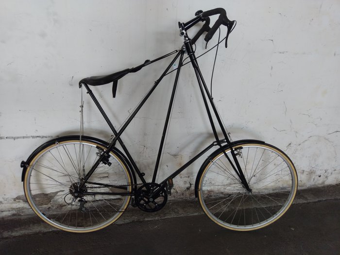 Pedersen bicycle with black leather saddle, brand Pedersen Denmark