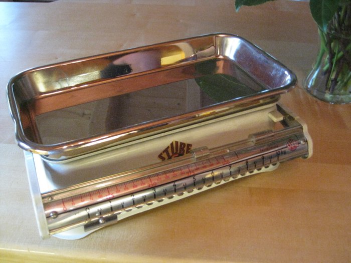 Old STUBE kitchen scale. 50s - excellent condition