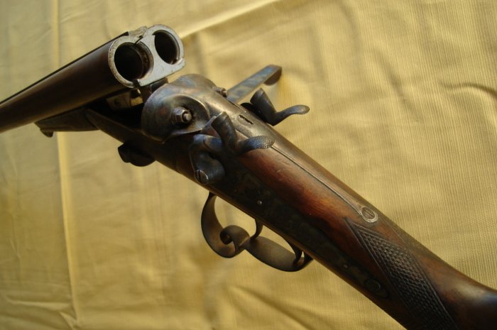 Belgian Cal. 16 black powder shotgun - steel with walnut - 19th century