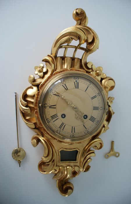 Beautiful Westerstrand Toreboda clock from approx. 1940.