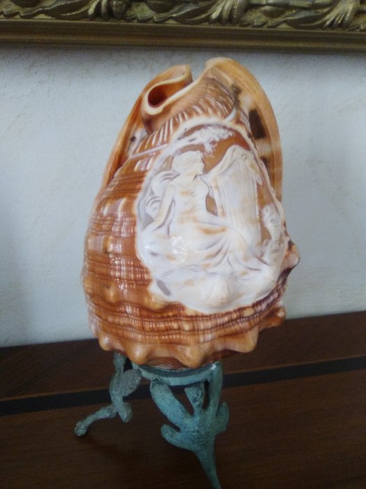 Cameo shell lamp, early 20th century