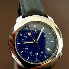 Victorinox V7 – 02 GMT – Men's watch - Catawiki