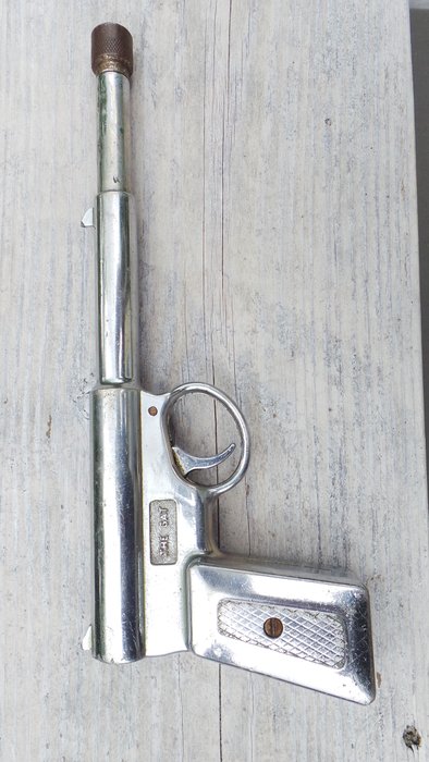 Nice old air pressure gun T.J.H. & Son The Hole early model Patent Applied for England pressure barrel gun children's gun