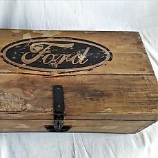 Vintage Dunlop Box Wooden Spares Crate Classic Car Tools Enamel Sign