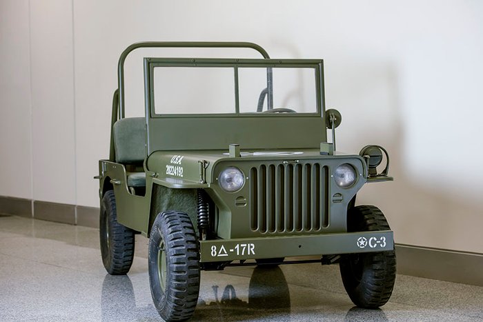 Willys Jeep - Junior Réplicas MB - escala 2/3 - Motor a gasolina, 110 cc, com 3 velocidades + MA