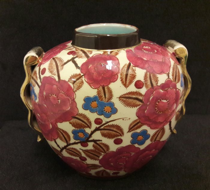 Raymond Chevalier for Boch Freres - Art Deco vase with floral decor