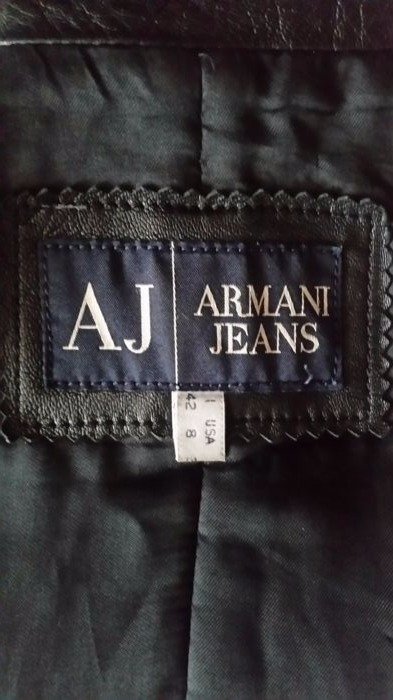 armani jeans cena