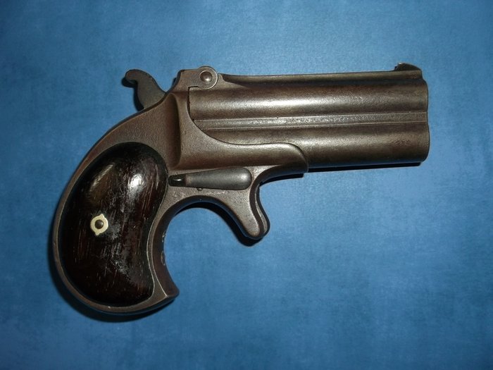 Remington Derringer pistol 2 barrels patent model December 12 1865 favourite gun of the Western professional gamers