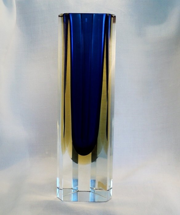 Murano - sommerso glass vase with label (29 cm)