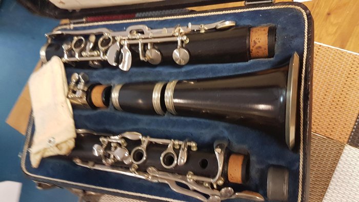 1960 Bes klarinet kohlert&Co Albert Systeem  lage Stemming.