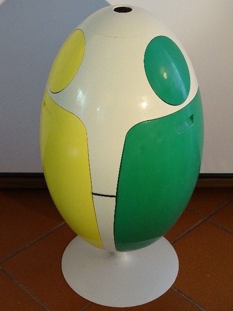 Habitare Art Design – Multicoloured 'Ovetto' egg-shaped waste bin.