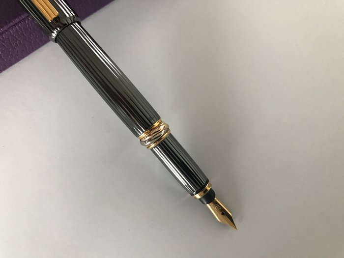 cartier cougar fountain pen