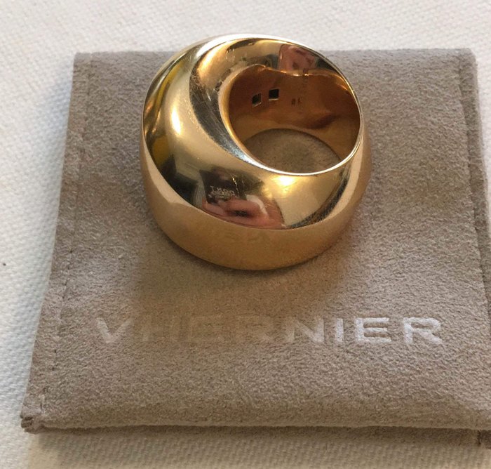 Vhernier - "Aladino" Rose Gold Ring - Size 55.