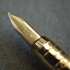 bulgari gold pen
