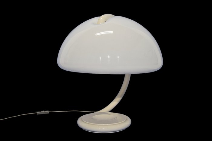 Elio Martinelli voor Martinelli Luce - model 599 'Serpente' designicoon lamp
