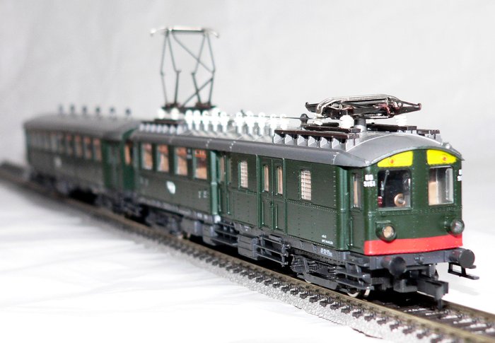 Roco H0 - 04190 S - 2-delig elektrisch treinstel MB4D en CES “de Blokkendoos“ van de NS 