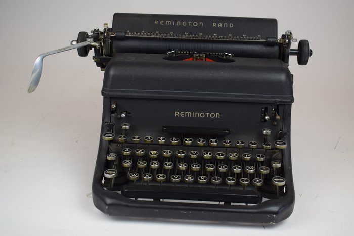Remington Rand typewriter - Doehler 2 - 41024, ca. 1940