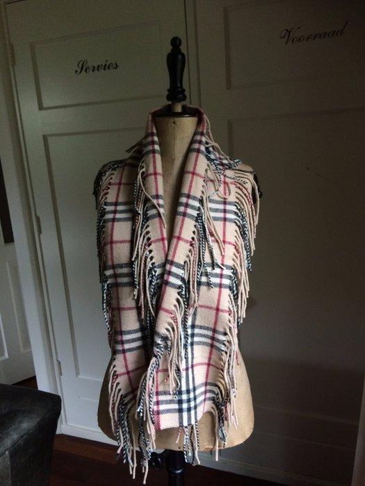 burberry fringe scarf