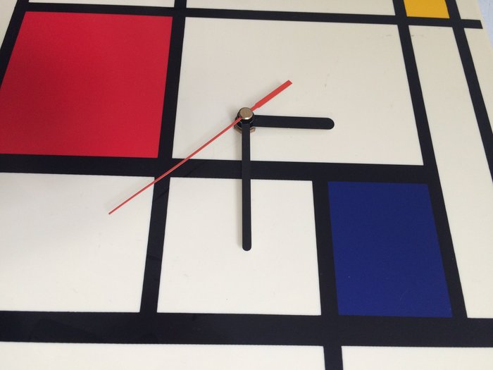 Producer unknown – Clock inspired by Mondriaan and De Stijl
