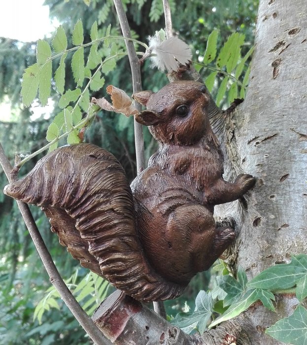 小塑像 - Squirrel - 青銅色
