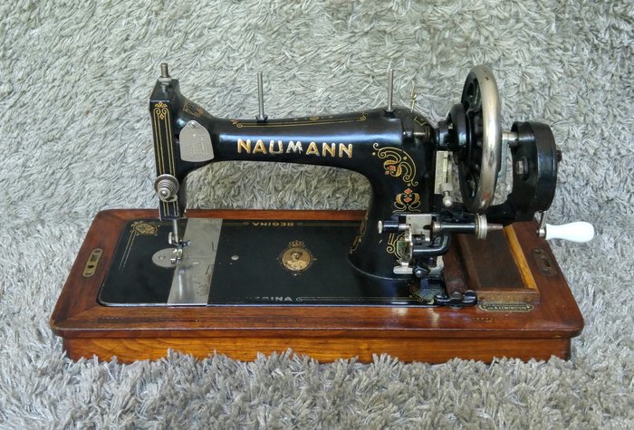 Naumann KL 9 Regina - Antique Sewing Machine - 1930 - Germany