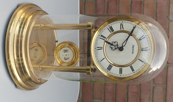 Hermle table/jar clock with striking mechanism, 1970s, West Germany