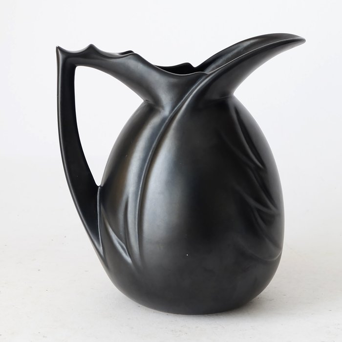 Willem Stuurman for Zenith Gouda - Black Art Deco pitcher model number 471