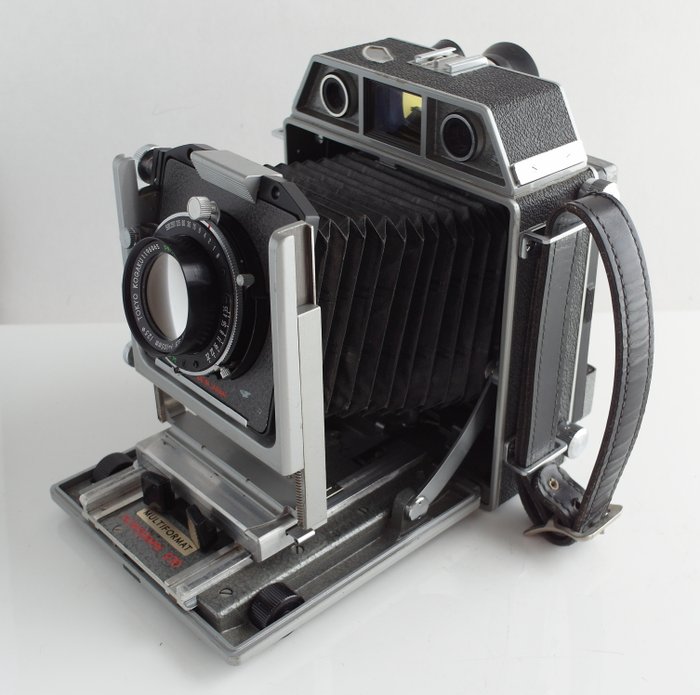 Horseman 970: 6x9cm + 4 x 5 " travel camera with adjustment possibility, with focusing screen and 4 x 5-back  and Horseman 1: 3.5/105 mm lens