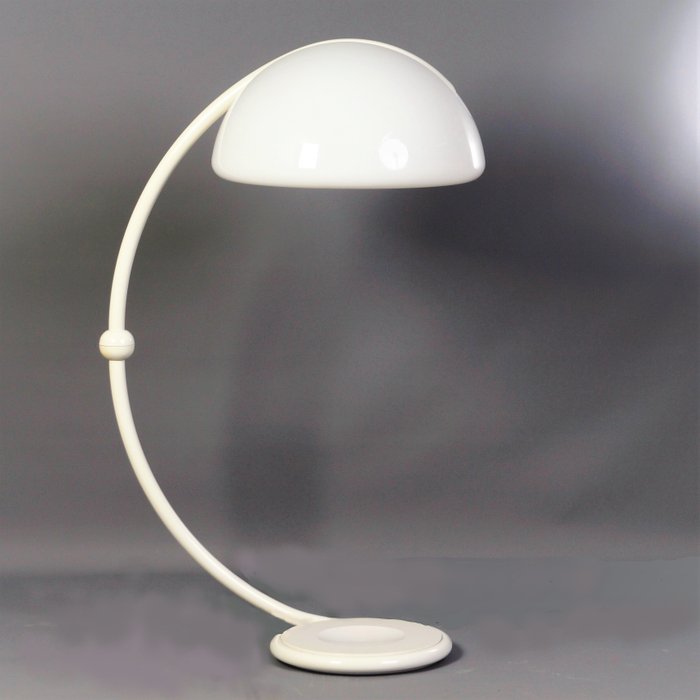 Elio Martinelli for Martinelli Luce - Serpente floor lamp.