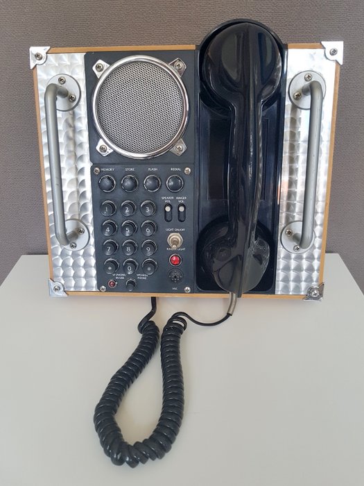 Field telephone Spirit of St. Louis replica 1930s, SOSL collection.
