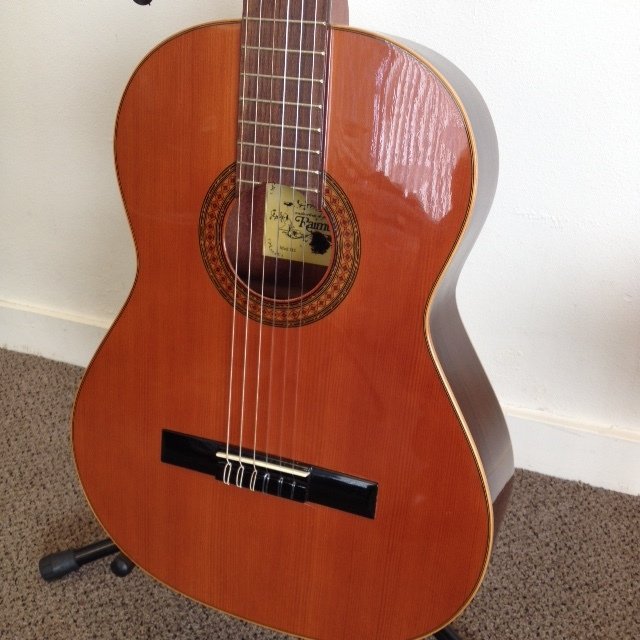 Raimundo Model 112 Classical Guitar