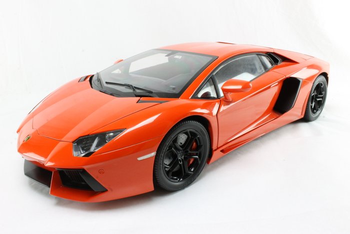 Pocher - Scale 1/8 - Lamborghini Aventador - Orange