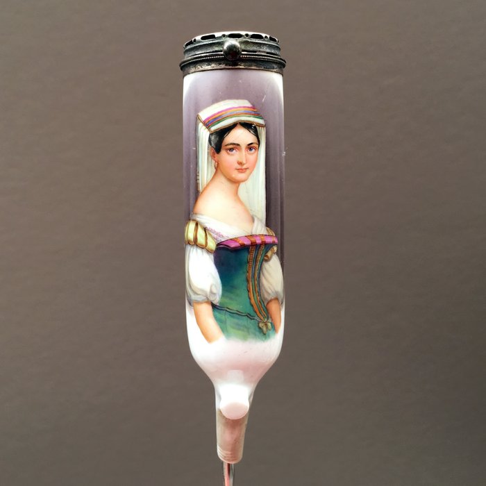 Hand painted porcelain "stummel" pipe with "Spanish beauty" - Germany, 1850
