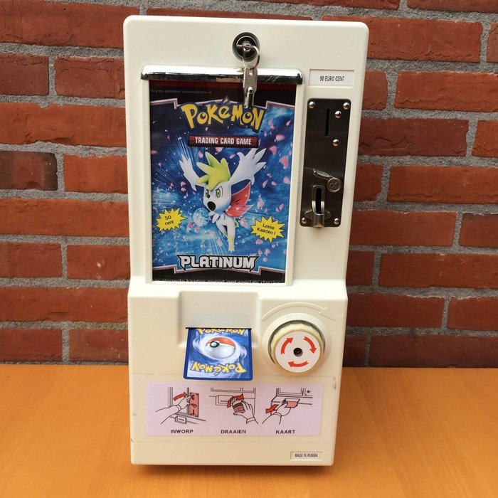 Pokémon Trading Card Dispenser. 0,50 cent euro coin machine.