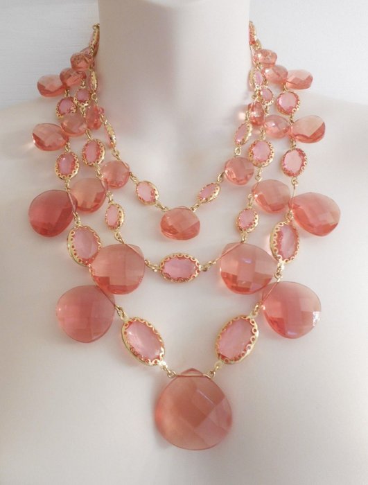 Joan Rivers pink faceted bead three strand necklace - Catawiki