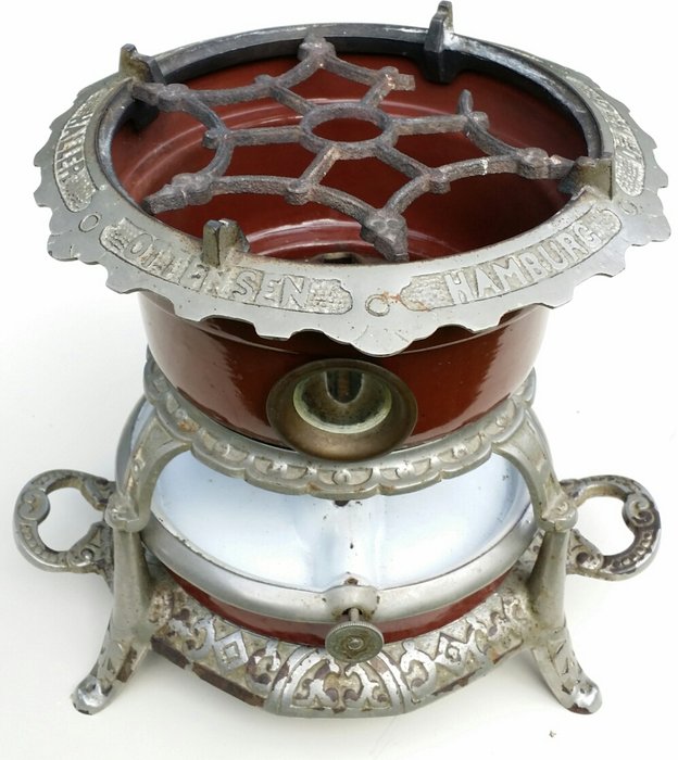 Antique cast iron kerosene stove - Georg Haller Ottensen Hamburg
