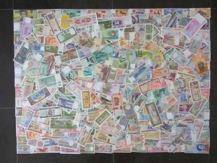 World - 350 bankbiljetten - various dates