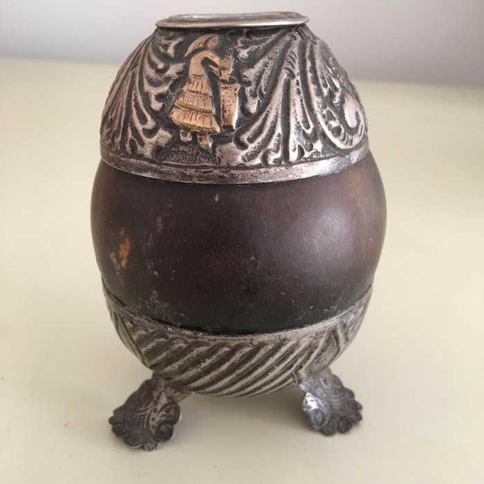 Yerba Mate Tea Gourd calabash cup of alpaca silver with 18k gold inlay, marked - Argentina, 19th century