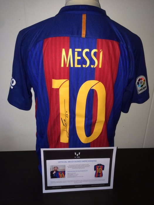 Leo Messi FC Barcelona 16/17 beautiful signed shirt + COA ICONS.
