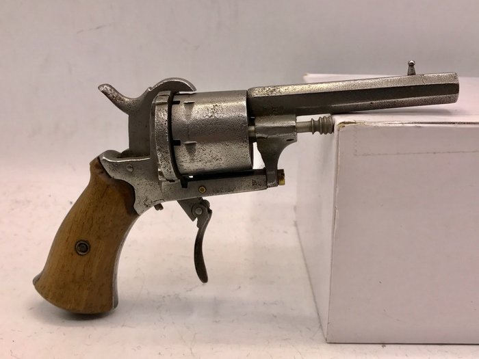 Lefaucheux pinfire revolver 7 mm. - Belgium ca. 1860