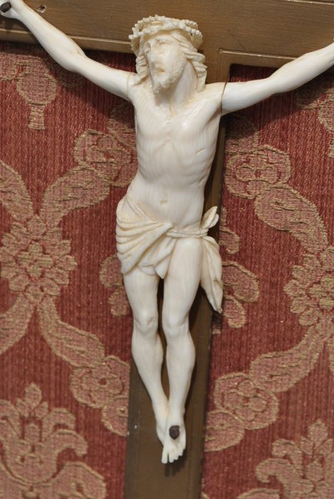 Christ made of Dieppe ivory - France - 19th century