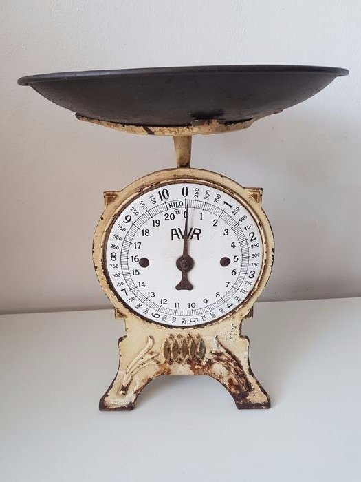 AWR - Old kitchen scale - Art Deco