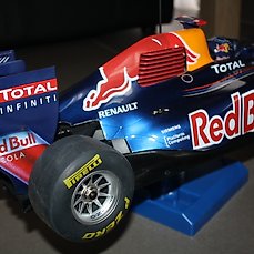 New Boxed RB7/Kyosho/Modelmaking /Deagostini/Edition 3 