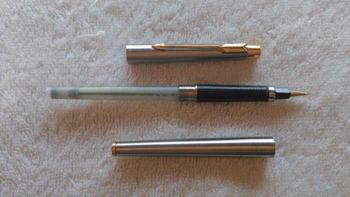 Parker Classic YI fountain pen - gold nib and finishes - - Catawiki