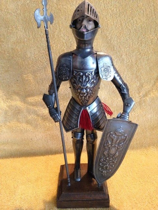 "Silver" Knight - Armadura Siglo - XVI