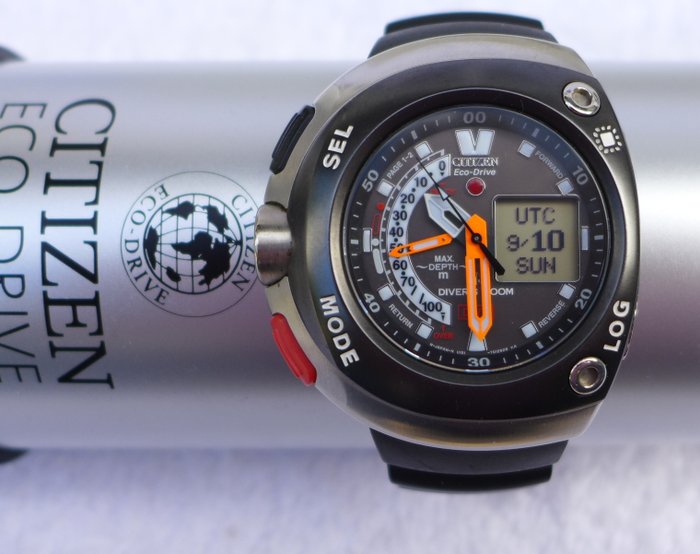 Citizen Eco-Drive Aqualand 20th Anniversary JV0030-01E - Wristwatch