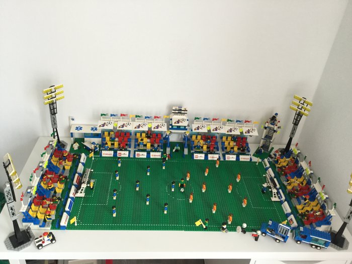 LEGO World Cup Football Stadium - Shell 1998, complete