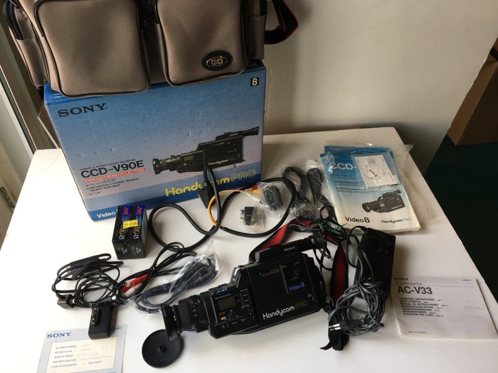 Sony CCD-V90 E Handycam pro 1988