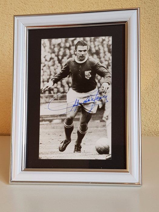 Ferenc Puskas (RIP) - Real Madrid legend - hand signed framed photo + COA.